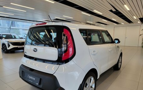 KIA Soul II рестайлинг, 2016 год, 1 350 000 рублей, 2 фотография
