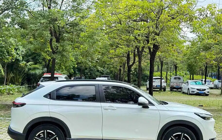 Honda Vezel, 2023 год, 2 896 000 рублей, 10 фотография
