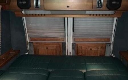 Chevrolet Van, 1993 год, 8 000 000 рублей, 13 фотография