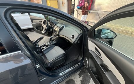 Chevrolet Cruze II, 2013 год, 620 000 рублей, 3 фотография