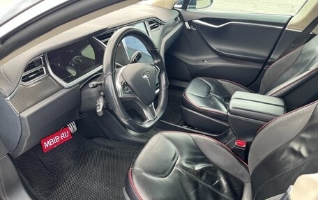Tesla Model S I, 2014 год, 2 100 000 рублей, 10 фотография