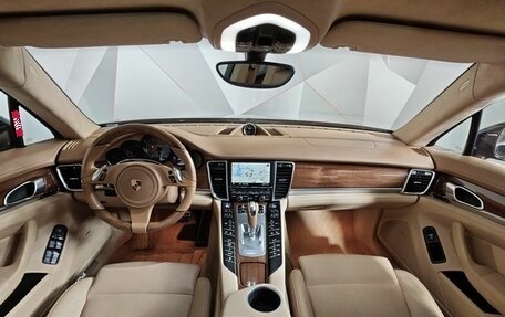 Porsche Panamera II рестайлинг, 2011 год, 2 199 000 рублей, 13 фотография