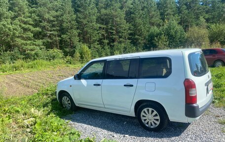 Toyota Probox I, 2002 год, 420 000 рублей, 4 фотография