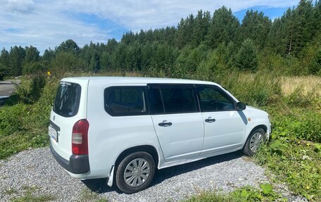 Toyota Probox I, 2002 год, 420 000 рублей, 3 фотография