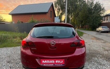 Opel Astra J, 2011 год, 850 000 рублей, 6 фотография