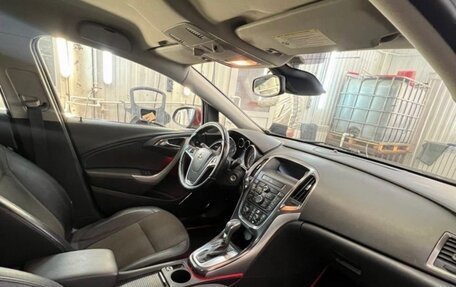 Opel Astra J, 2011 год, 850 000 рублей, 9 фотография