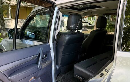 Mitsubishi Pajero IV, 2011 год, 2 800 000 рублей, 23 фотография