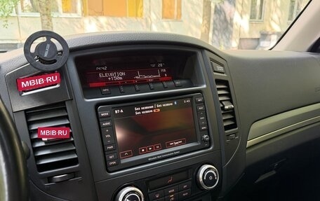 Mitsubishi Pajero IV, 2011 год, 2 800 000 рублей, 15 фотография