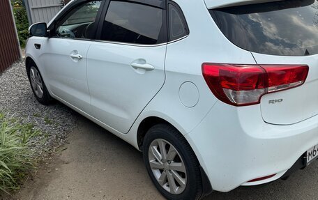 KIA Rio III рестайлинг, 2017 год, 1 300 000 рублей, 6 фотография