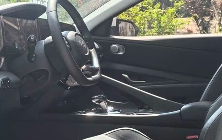 Hyundai Elantra, 2022 год, 1 877 007 рублей, 9 фотография