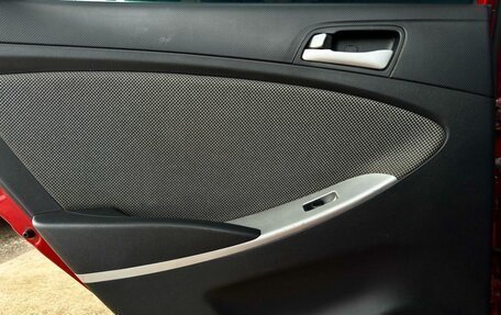 Hyundai Solaris II рестайлинг, 2011 год, 689 000 рублей, 24 фотография