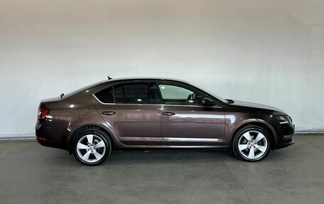 Skoda Octavia, 2017 год, 1 650 000 рублей, 8 фотография