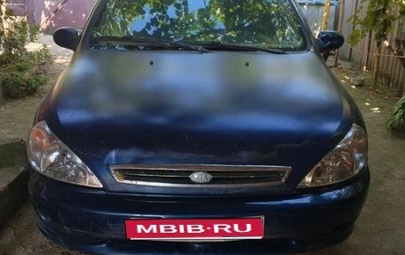 KIA Rio II, 2000 год, 100 000 рублей, 1 фотография