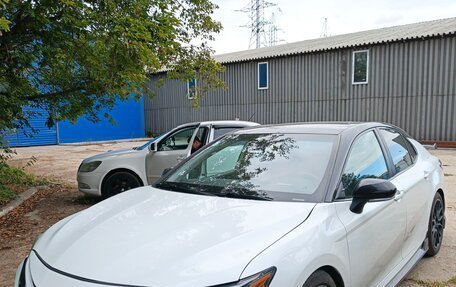 Toyota Camry, 2021 год, 2 990 000 рублей, 1 фотография