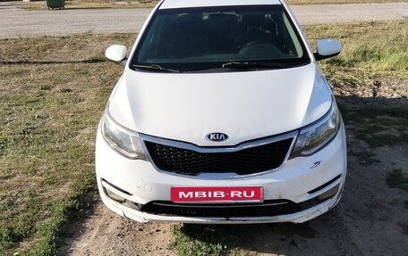 KIA Rio III рестайлинг, 2015 год, 490 000 рублей, 1 фотография
