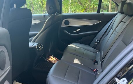 Mercedes-Benz E-Класс, 2020 год, 3 200 000 рублей, 14 фотография