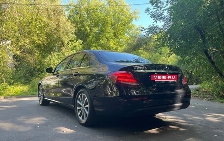 Mercedes-Benz E-Класс, 2020 год, 3 200 000 рублей, 3 фотография