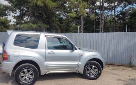 Mitsubishi Pajero III рестайлинг, 2001 год, 950 000 рублей, 4 фотография
