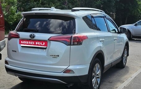 Toyota RAV4, 2019 год, 2 700 000 рублей, 3 фотография