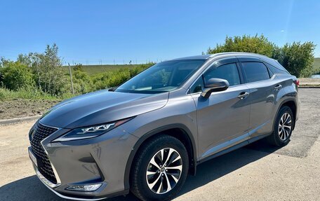 Lexus RX IV рестайлинг, 2020 год, 4 850 000 рублей, 8 фотография