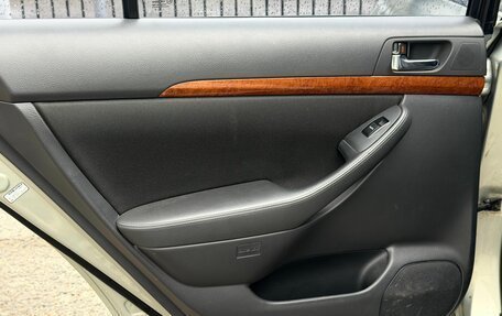 Toyota Avensis III рестайлинг, 2008 год, 999 000 рублей, 20 фотография