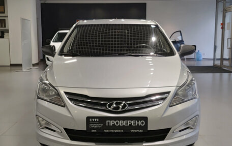 Hyundai Solaris II рестайлинг, 2015 год, 830 000 рублей, 2 фотография