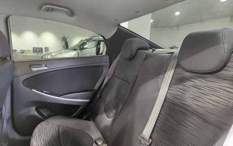 Hyundai Solaris II рестайлинг, 2015 год, 830 000 рублей, 15 фотография