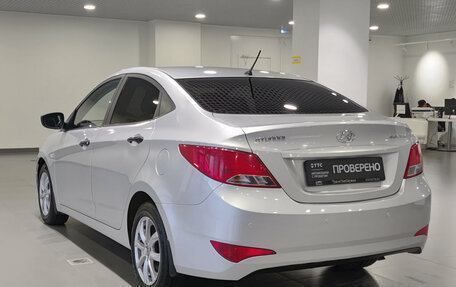 Hyundai Solaris II рестайлинг, 2015 год, 830 000 рублей, 8 фотография