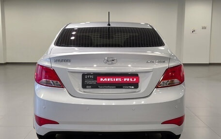 Hyundai Solaris II рестайлинг, 2015 год, 830 000 рублей, 7 фотография
