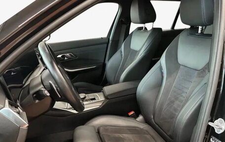BMW 3 серия, 2023 год, 3 910 000 рублей, 6 фотография