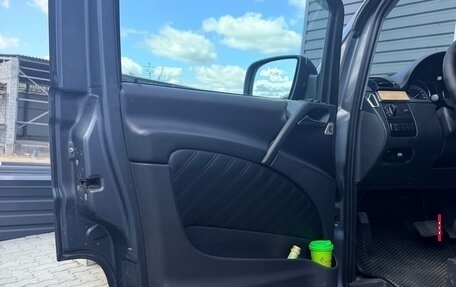 Mercedes-Benz Viano, 2011 год, 2 600 000 рублей, 19 фотография