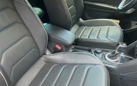 Volkswagen Tiguan II, 2021 год, 3 400 000 рублей, 9 фотография