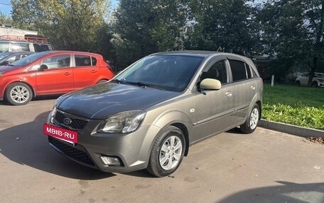 KIA Rio II, 2010 год, 610 000 рублей, 2 фотография