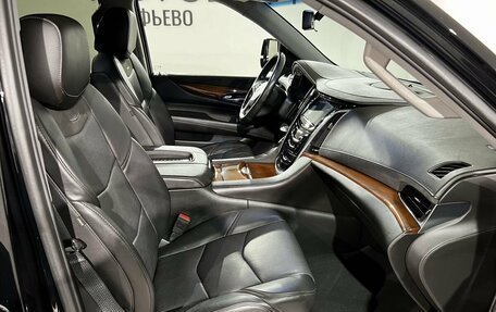 Cadillac Escalade IV, 2017 год, 4 590 000 рублей, 15 фотография