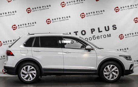 Volkswagen Tiguan II, 2021 год, 3 129 000 рублей, 5 фотография