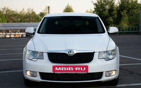 Skoda Superb III рестайлинг, 2012 год, 1 400 000 рублей, 2 фотография