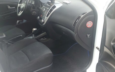 KIA cee'd I рестайлинг, 2011 год, 550 000 рублей, 10 фотография