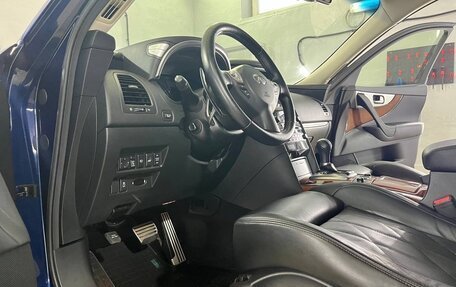 Infiniti QX70, 2014 год, 3 700 000 рублей, 6 фотография