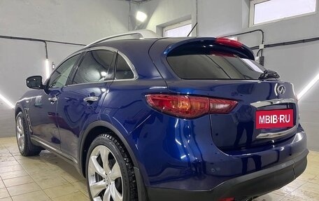 Infiniti QX70, 2014 год, 3 700 000 рублей, 4 фотография