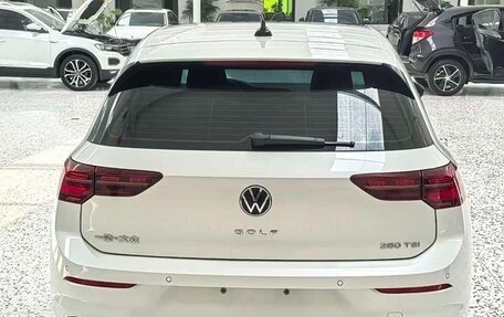 Volkswagen Golf VIII, 2023 год, 2 100 000 рублей, 5 фотография