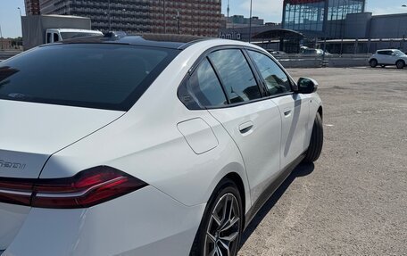 BMW 5 серия, 2024 год, 7 050 000 рублей, 4 фотография