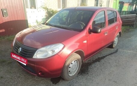 Renault Sandero I, 2010 год, 400 000 рублей, 2 фотография