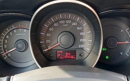 KIA Rio III рестайлинг, 2011 год, 730 000 рублей, 9 фотография