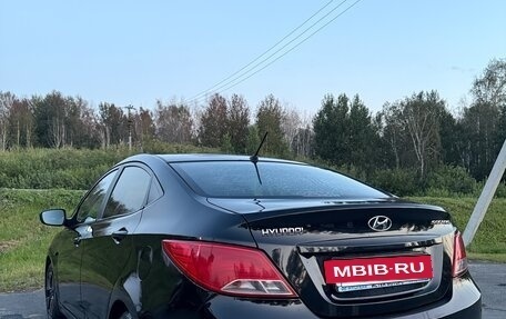 Hyundai Solaris II рестайлинг, 2015 год, 830 000 рублей, 3 фотография