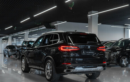 BMW X5, 2019 год, 6 280 000 рублей, 4 фотография