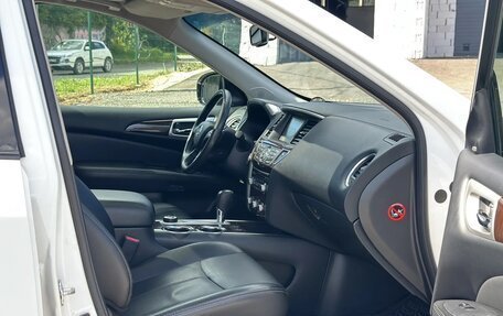 Nissan Pathfinder, 2016 год, 1 639 000 рублей, 29 фотография