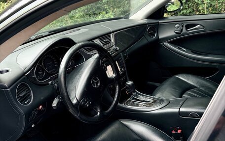 Mercedes-Benz CLS, 2005 год, 1 150 000 рублей, 13 фотография