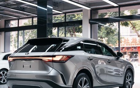 Lexus RX IV рестайлинг, 2025 год, 6 055 000 рублей, 3 фотография