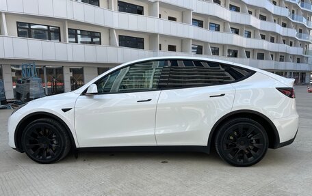Tesla Model Y I, 2022 год, 6 700 000 рублей, 2 фотография