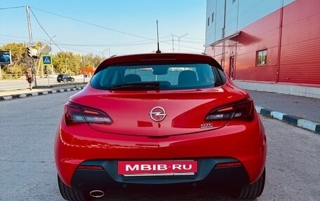 Opel Astra J, 2013 год, 990 000 рублей, 3 фотография